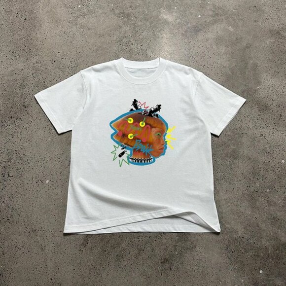 Graphic t-shirt - Picture 3 of 3